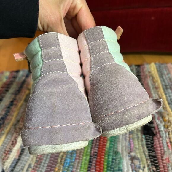 Vans Pastel High Tops Mint Green and Pink High-Top Sneakers Womens 8.5 - Picture 9 of 14
